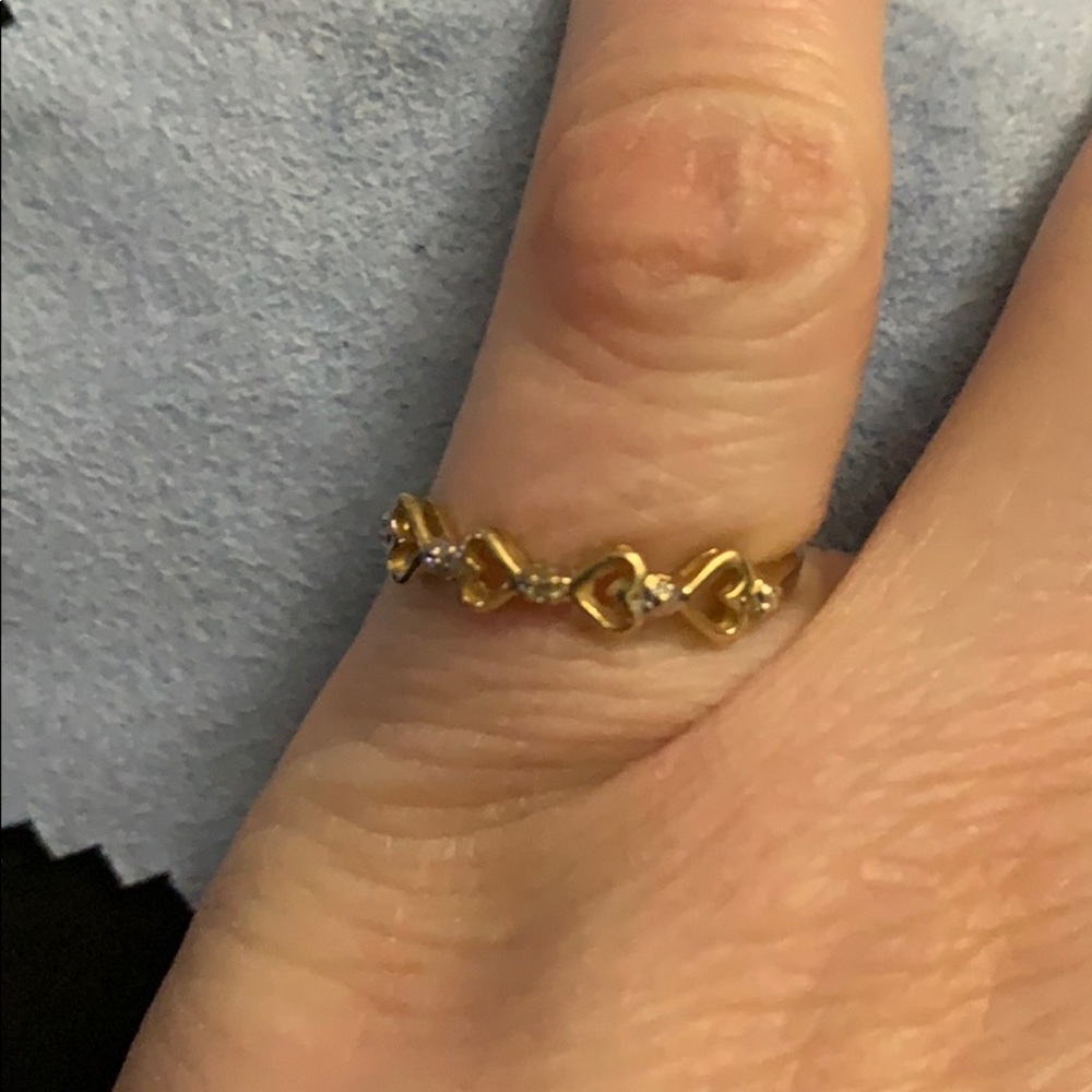 Tiny heart gold ring